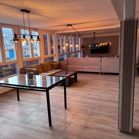 Penthouse Ultra Exlusive アパート